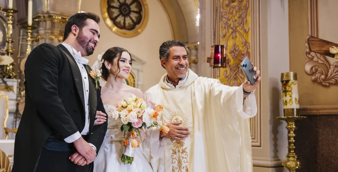 Ceremonia religiosa agradable